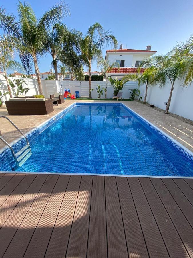 Villa Angel - Exotic Villa 200M From Beach Paralímni Extérieur photo